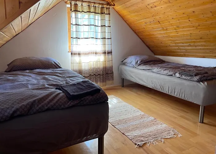 Fuege Vendeghaz Tatil Evi Lovas