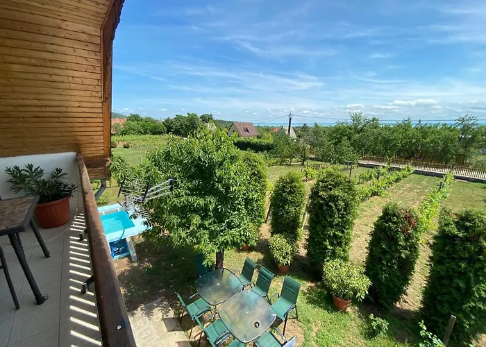 Fuege Vendeghaz Tatil Evi *