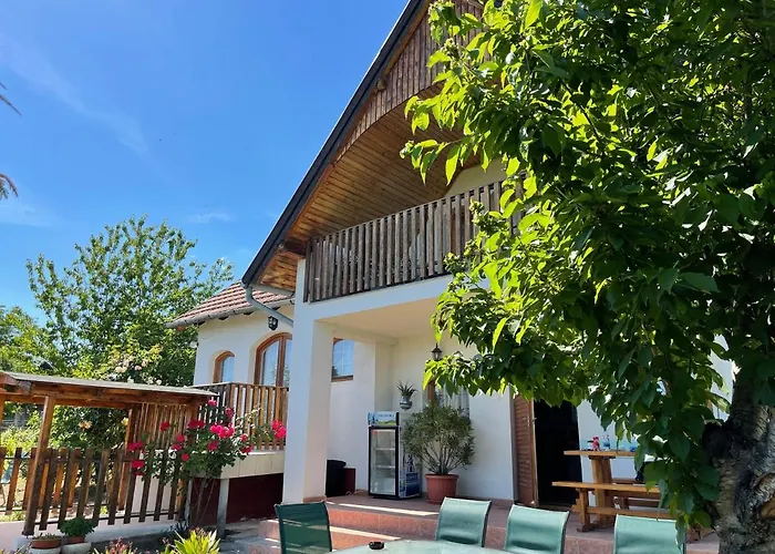 Fuege Vendeghaz Lovas